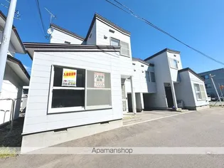 松陰町12番1棟2戸(マツカゲチョウ12バンヒトムネニコ)【1階】の外観